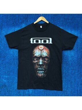 Tool Graphic T-Shirt Size Large